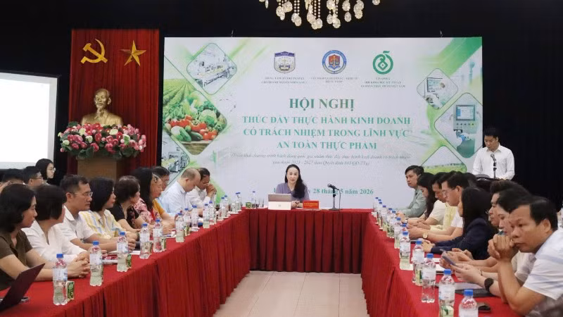 toan-canh-285-1356.jpg