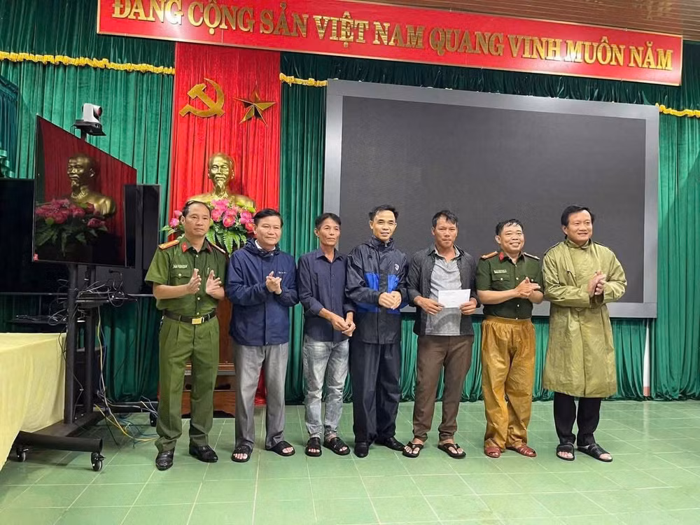 khen-thuong-1.jpg