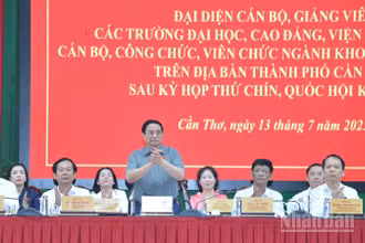Thủ tướng Chính phủ Phạm Minh Chính chủ trì Hội nghị tiếp xúc cử tri thành phố Cần Thơ sau Kỳ họp thứ 9, Quốc hội khoá XV. (Ảnh: Thanh Giang)