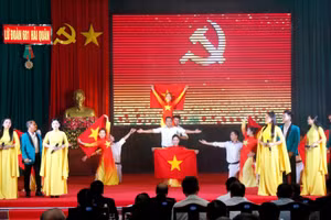 Các tiết mục biểu diễn văn nghệ. (ẢNH: CTV)