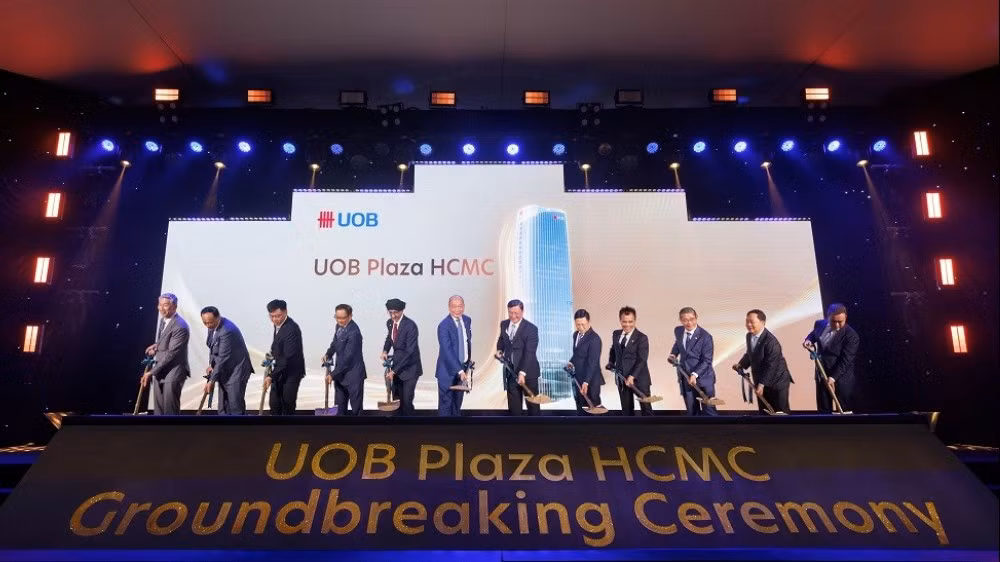 h1-ngan-hang-uob-7134.jpg