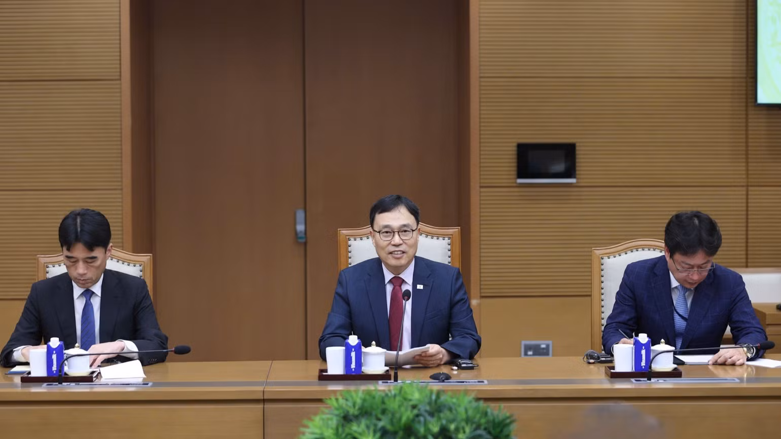 Đại sứ Hàn Quốc tại Việt Nam Choi Young Sam phát biểu ý kiến tại buổi tiếp. (Ảnh: VGP/Nhật Bắc)