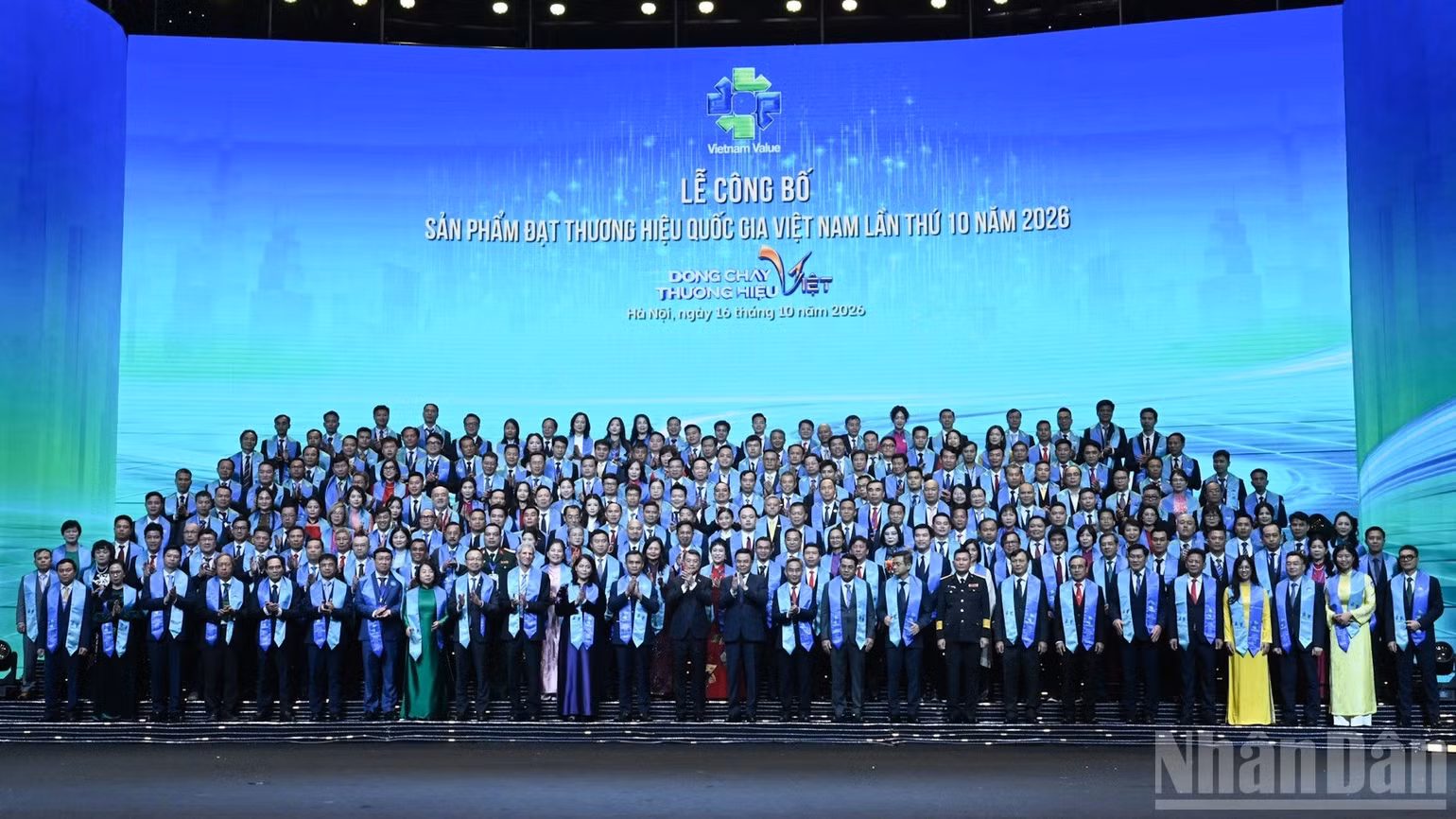 ndo_br_c1-1119.jpg