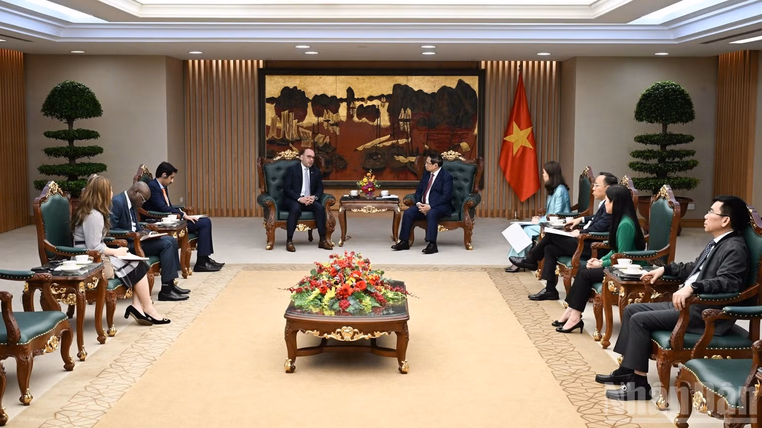Quang cảnh buổi tiếp. (Ảnh: TRẦN HẢI)