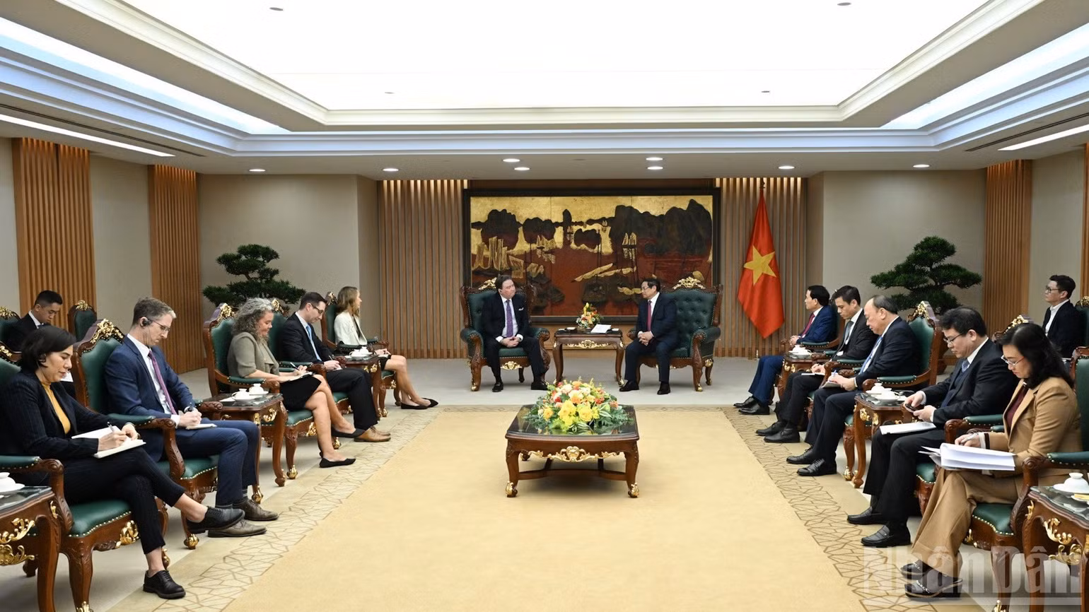 Quang cảnh buổi tiếp. (Ảnh TRẦN HẢI)