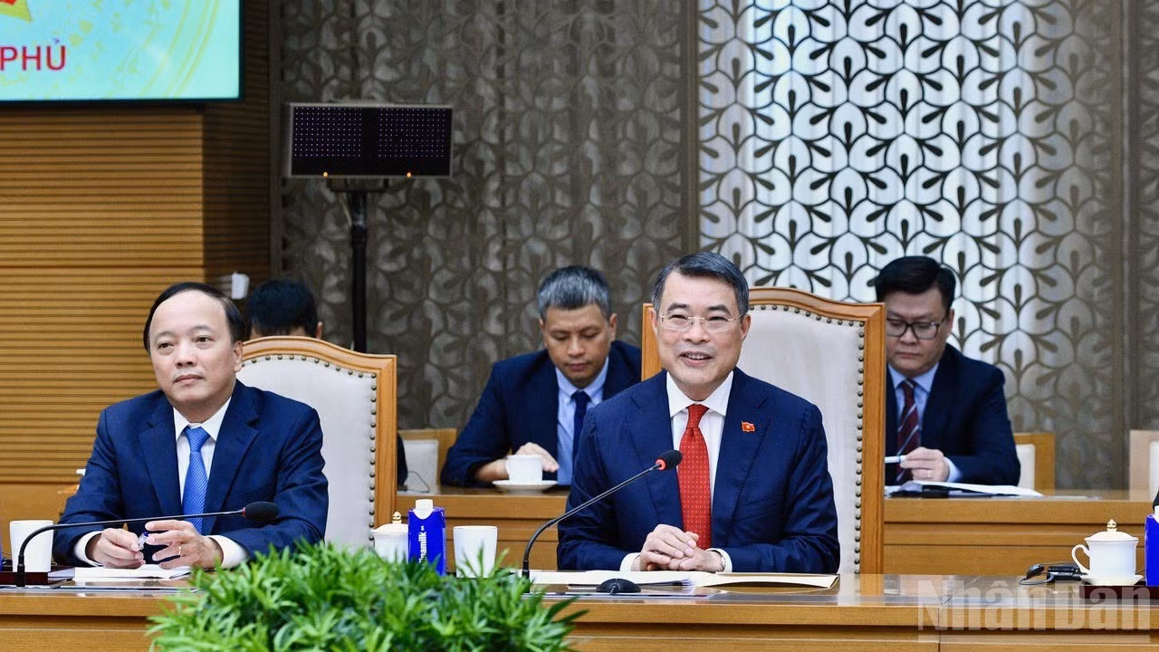 Thủ tướng Chính phủ Lê Minh Hưng phát biểu ý kiến tại buổi tiếp. (Ảnh: THANH GIANG)