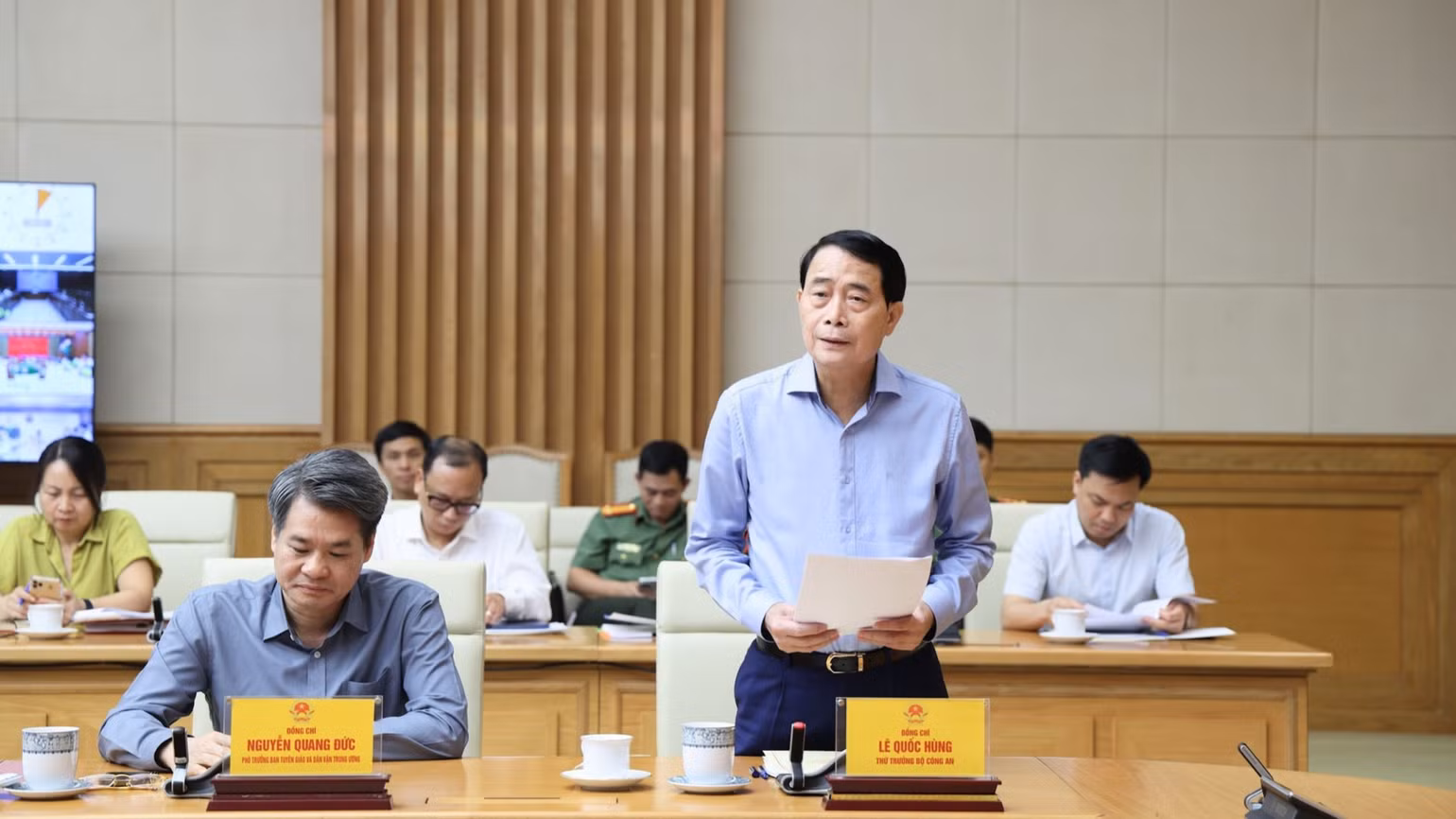 Lãnh đạo Bộ Công an phát biểu ý kiến tại hội nghị. (Ảnh: VGP)