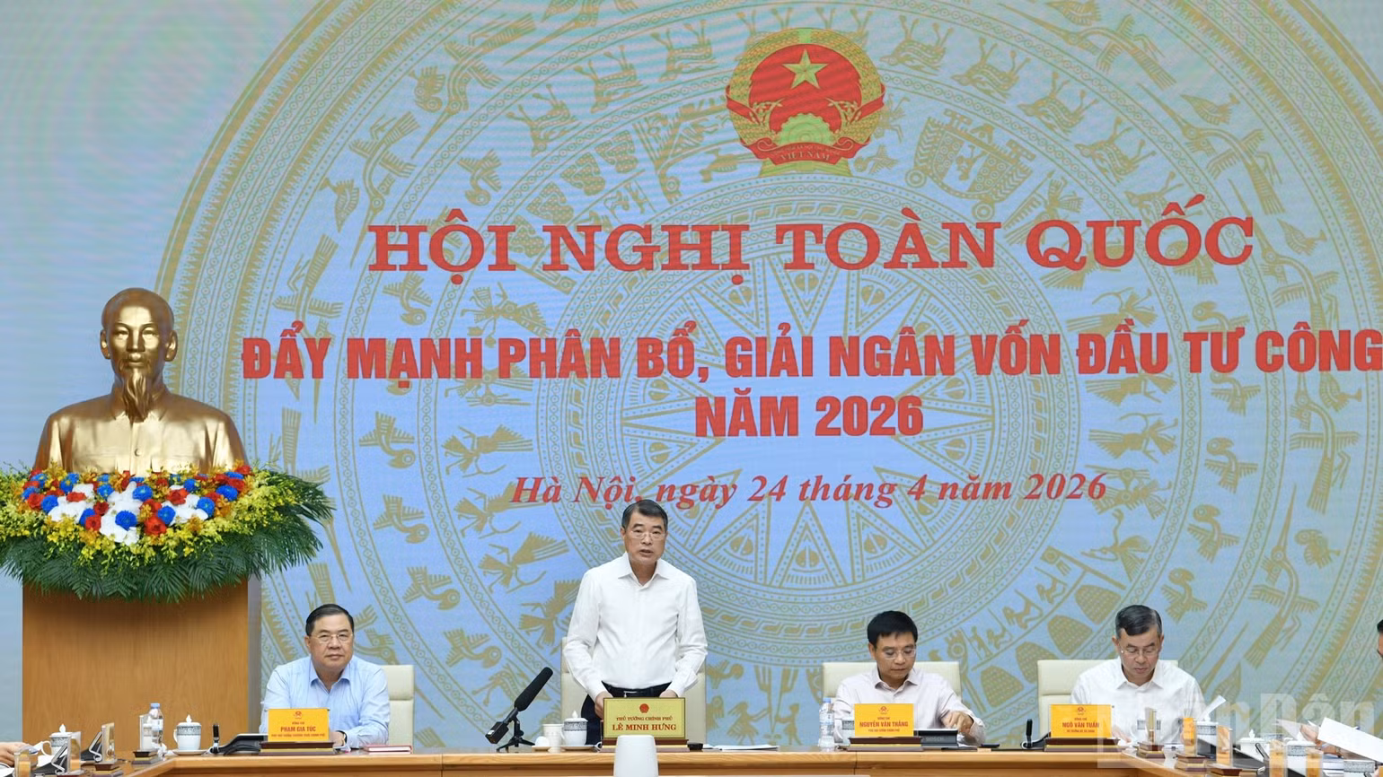 Thủ tướng Chính phủ Lê Minh Hưng nhấn mạnh yêu cầu các bộ, ngành, địa phương, cơ quan đẩy mạnh giải ngân vốn đầu tư công trong năm 2026, hoàn thành mục tiêu đã đề ra. (Ảnh: THANH GIANG)