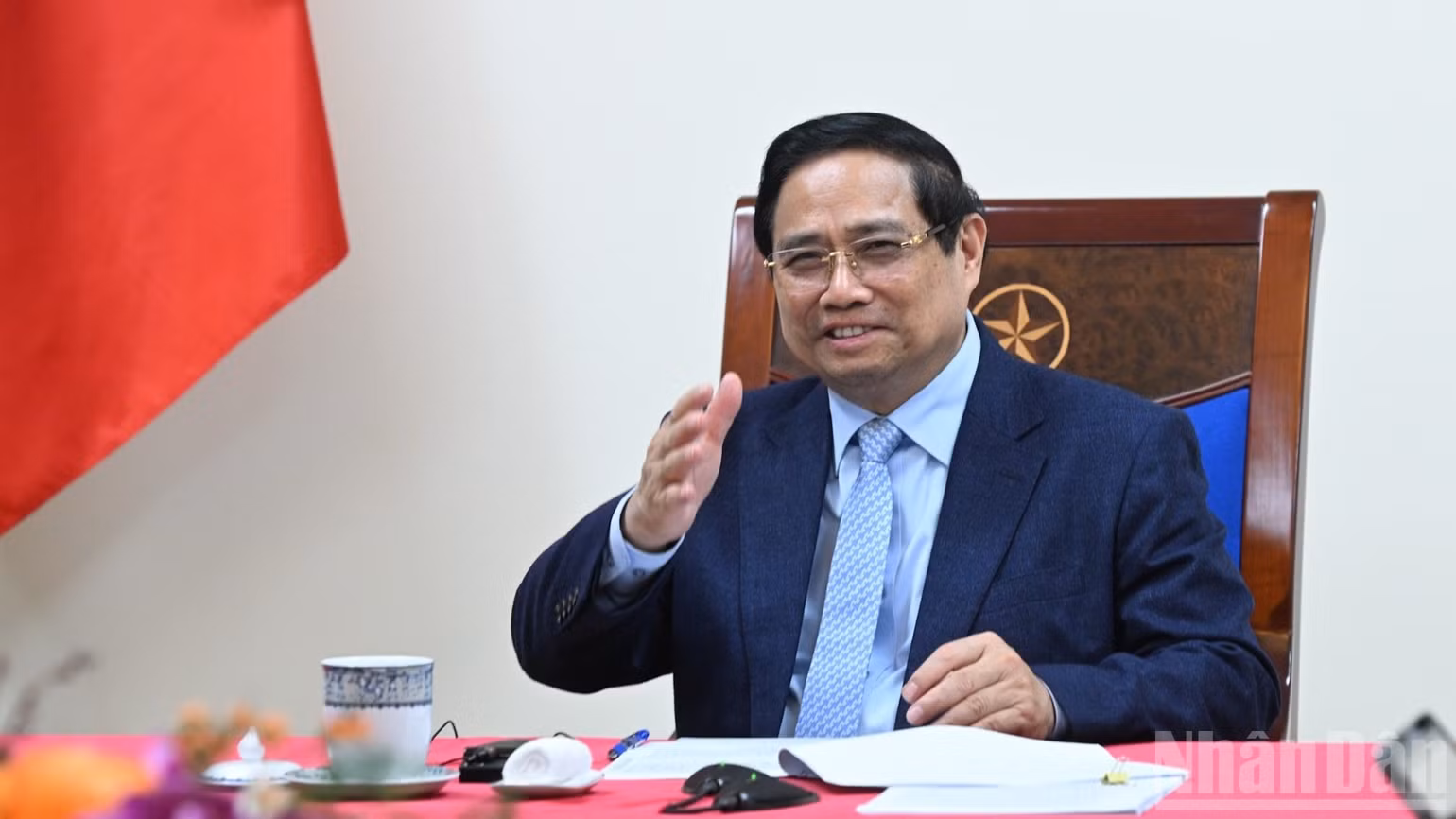 Thủ tướng Phạm Minh Chính trao đổi nhiều biện pháp nhằm thúc đẩy quan hệ hợp tác nhiều mặt giữa Việt Nam với Qatar. (Ảnh: TRẦN HẢI)