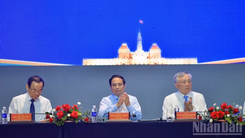 Thủ tướng Phạm Minh Chính nhấn mạnh tầm quan trọng của việc hình thành Trung tâm tài chính quốc tế tại Việt Nam. (Ảnh: Thanh Giang)