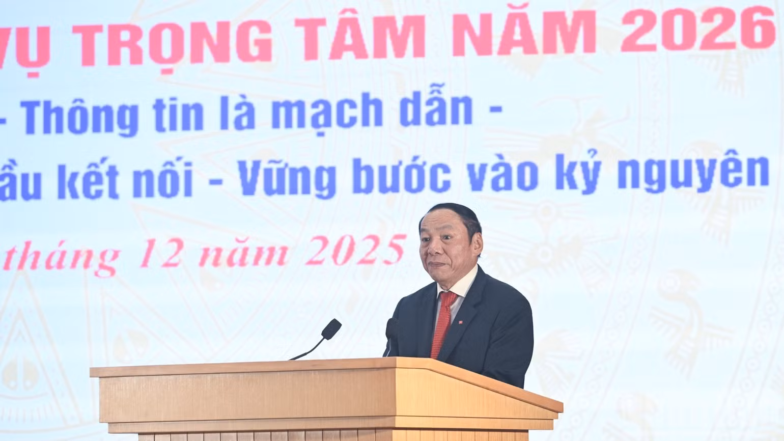 ndo_br_a1-1719.jpg