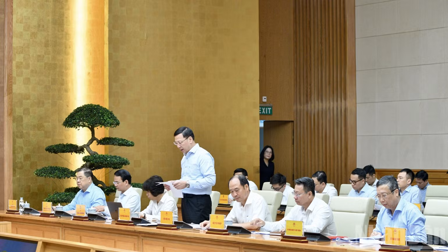 Lãnh đạo Chính phủ, các bộ, ngành tham dự cuộc làm việc. (Ảnh: THANH GIANG)