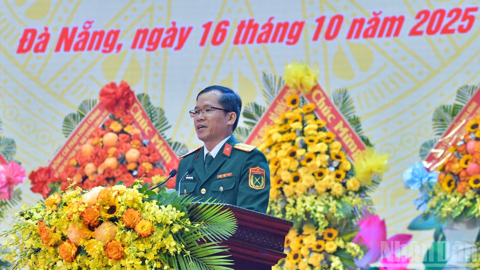 ndo_br_a4-7702.jpg