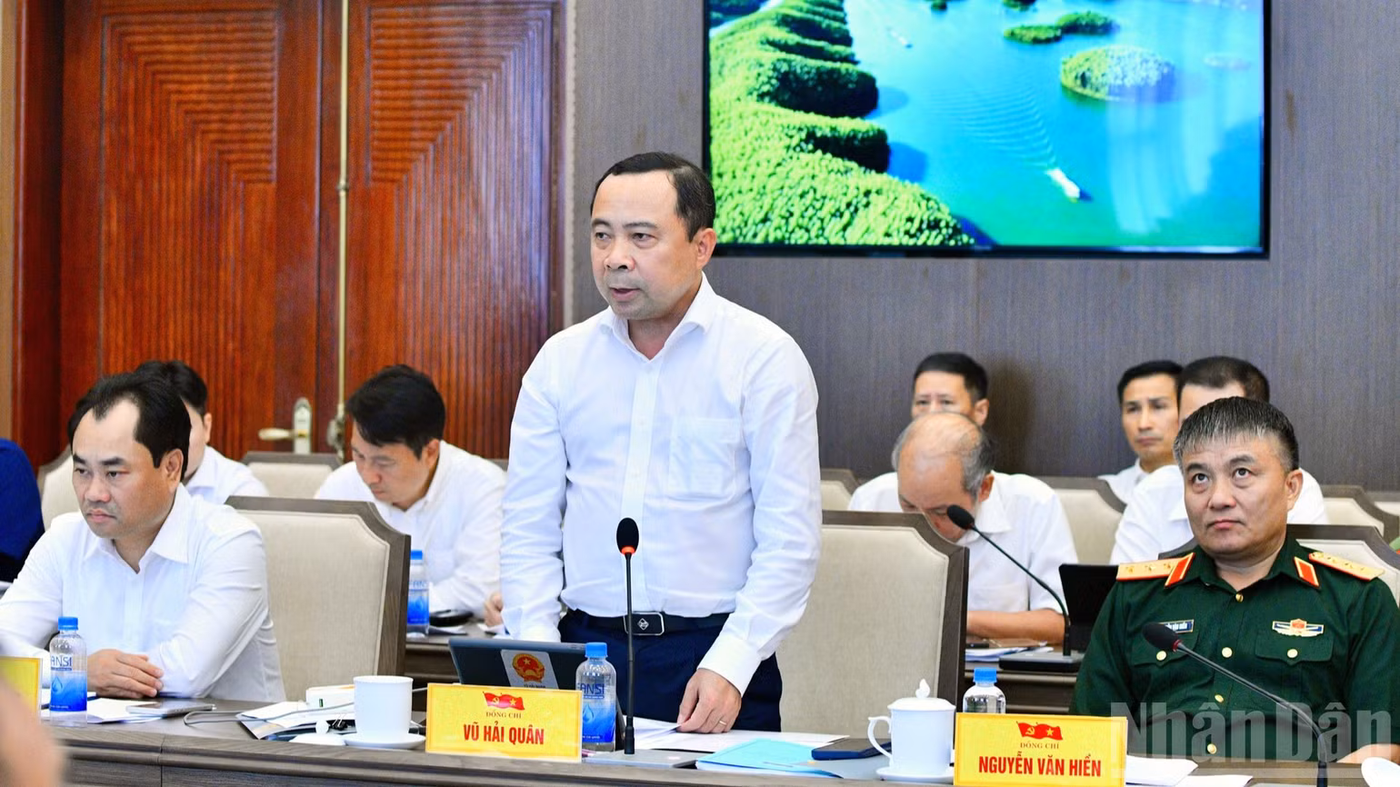 Bộ trưởng Khoa học và Công nghệ Vũ Hải Quân phát biểu ý kiến tại cuộc làm việc. (Ảnh: THANH GIANG)