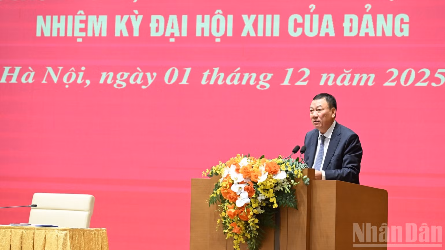 Tổng Thanh tra Chính phủ Đoàn Hồng Phong phát biểu ý kiến tại Hội nghị. (Ảnh: TRẦN HẢI)