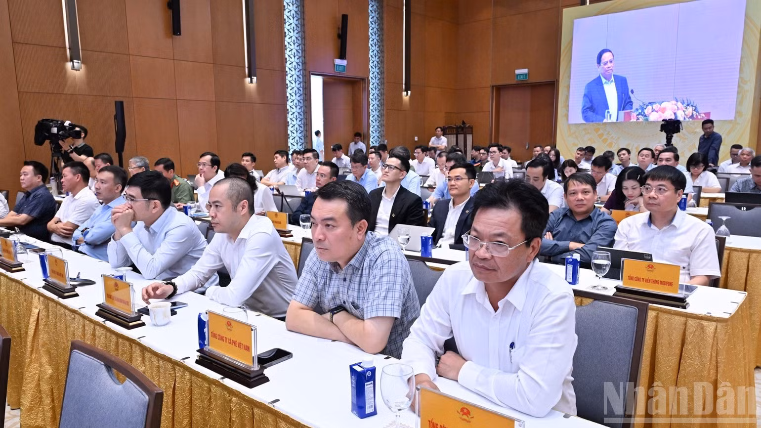 Các đại biểu tham dự Phiên họp. (Ảnh: Trần Hải)