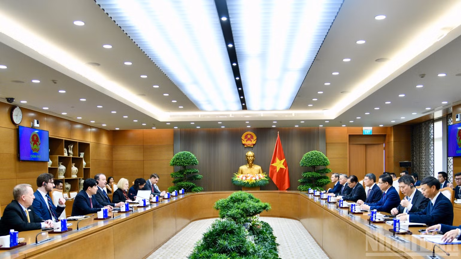 Quang cảnh buổi tiếp. (Ảnh: THANH GIANG)