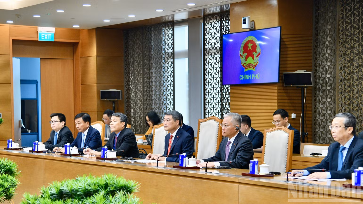 Thủ tướng Chính phủ Lê Minh Hưng và lãnh đạo một số bộ, ngành Việt Nam tại buổi tiếp. (Ảnh: THANH GIANG)