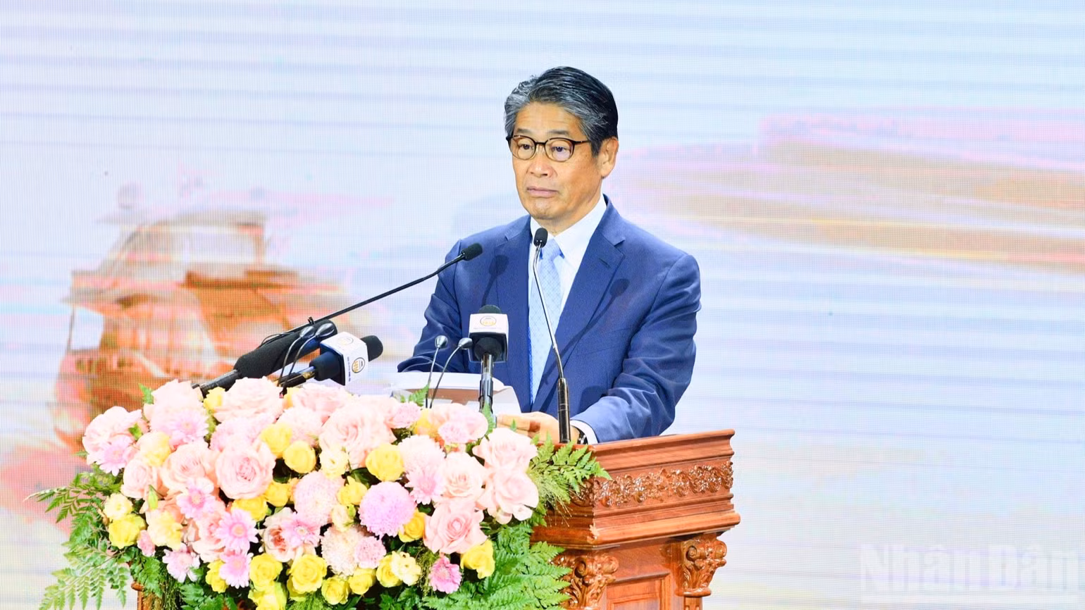 Đại sứ Nhật Bản tại Việt Nam Ito Naoki phát biểu ý kiến tại hội nghị. (Ảnh: THANH GIANG)