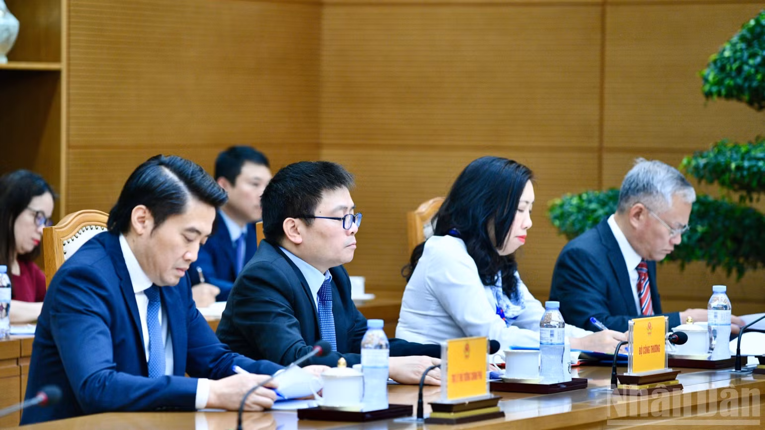 ndo_br_a3-8639.jpg