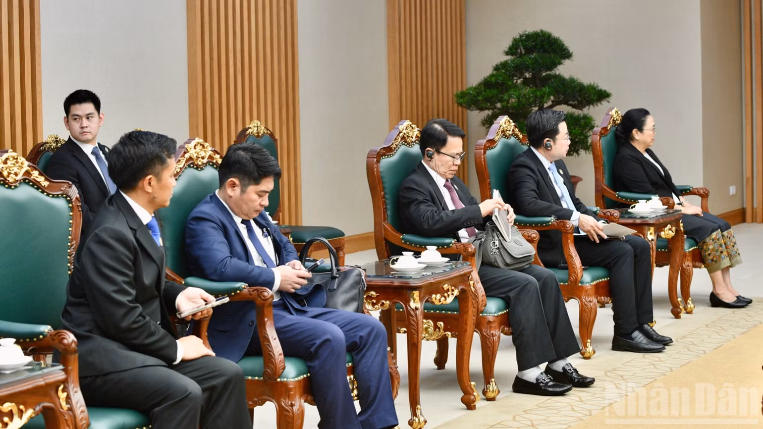 Đoàn đại biểu Lào tham dự buổi tiếp. (Ảnh: THANH GIANG)