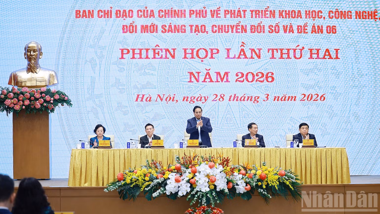 Thủ tướng Phạm Minh Chính chủ trì phiên họp. (Ảnh: Trần Hải)