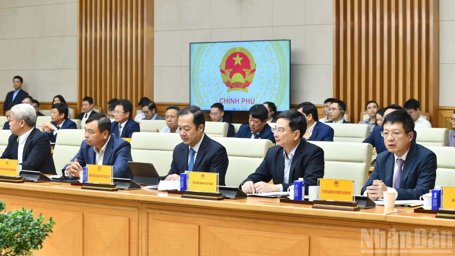 Lãnh đạo một số bộ, ngành, cơ quan của Việt Nam tham dự cuộc gặp gỡ. (Ảnh: THANH GIANG)