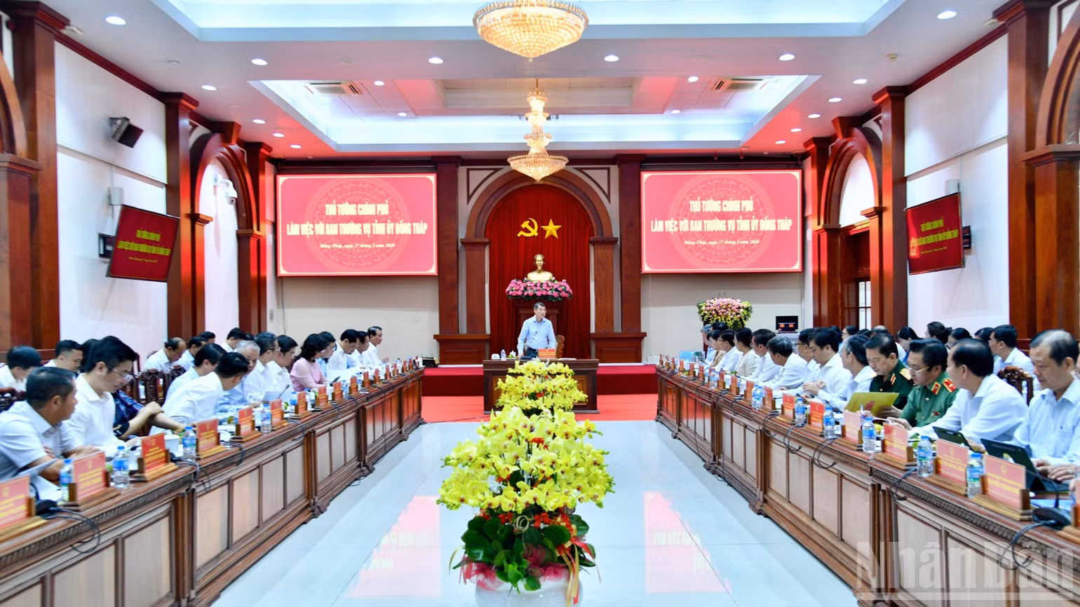 Quang cảnh cuộc làm việc. (Ảnh: THANH GIANG)