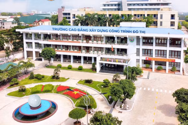 Hà Nội tiếp nhận 4 cơ sở giáo dục nghề nghiệp