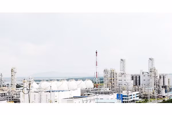 Kho ngầm chứa khí dầu mỏ hóa lỏng (LPG) do Tập đoàn Hyosung (Hàn Quốc) đầu tư tại Khu công nghiệp Cái Mép (TP Hồ Chí Minh). Ảnh: KHIẾU MINH