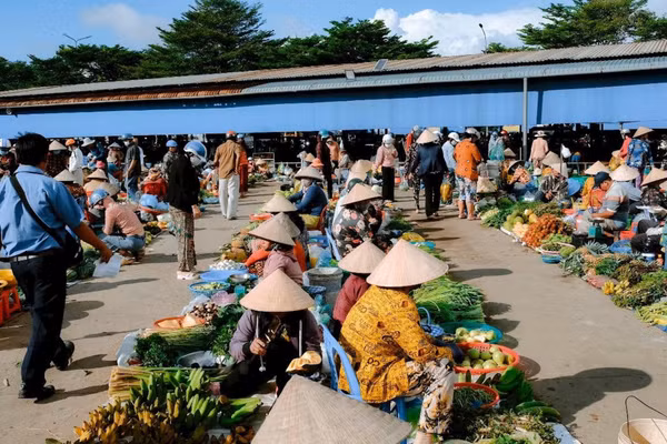 Nét duyên chợ “chồm hổm”