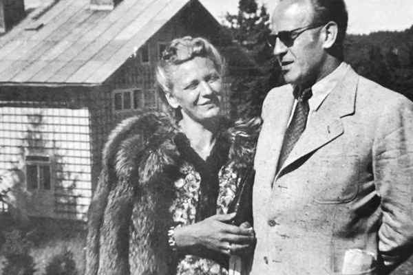 Vợ chồng Oskar và Emilie Schindler là ân nhân của 1.200 người Do Thái. Ảnh: GETTY IMAGES