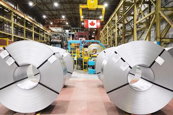 Thép là một trong số những mặt hàng của Canada bị Mỹ áp mức thuế 50%. Ảnh: CNBC