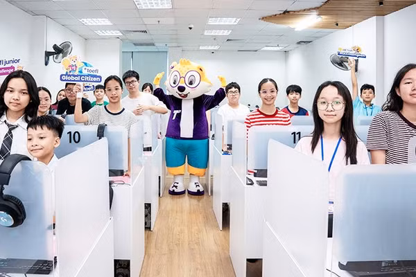 Cuộc thi tiếng Anh quốc tế TOEFL Challenge năm học 2026-2027