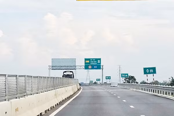 Hơn 178 nghìn tỷ đồng mở rộng cao tốc Bắc - Nam phía Đông