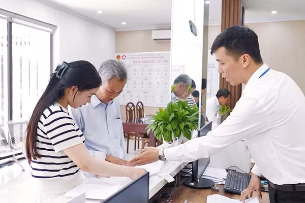 Giảm văn bản không cần thiết cũng là cách giảm áp lực để cán bộ địa phương dành thêm thời gian cho những công việc trực tiếp với người dân.