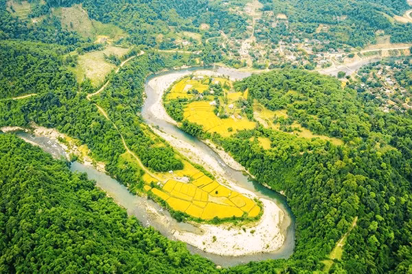 Sông Lam như một câu thơ
