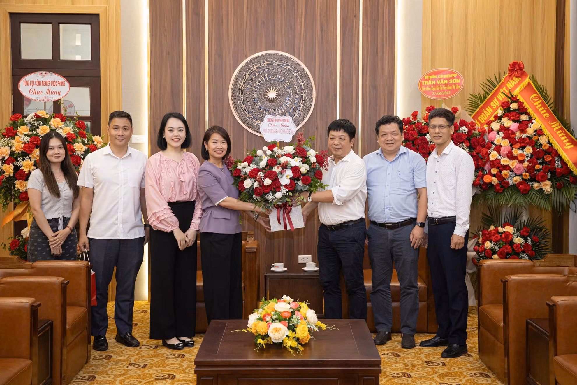 dai-hoc-ngoai-thuong.jpg