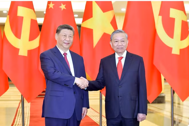 Hai đồng chí Tổng Bí thư, Chủ tịch nước tại cuộc hội đàm tại Hà Nội, tháng 4/2025. (Ảnh: Báo Nhân Dân)