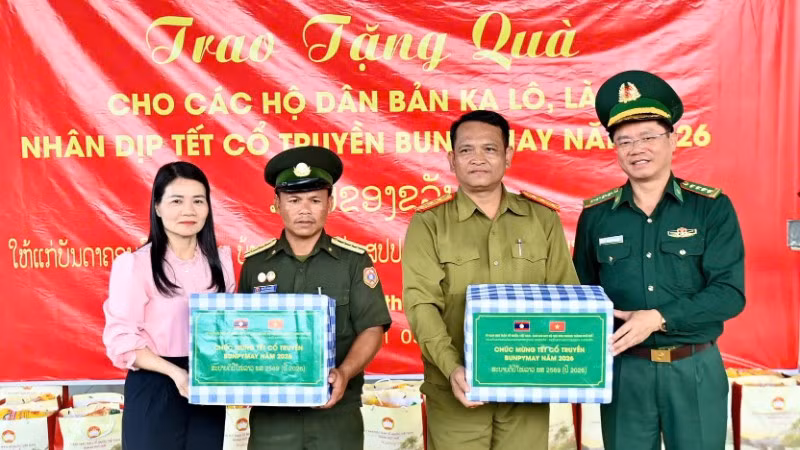 tet-lao-20262-2324.jpg