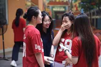 Thí sinh trong buổi thi thứ 3 Kỳ thi tốt nghiệp THPT năm 2025 (Ảnh: ĐẠI THẮNG)
