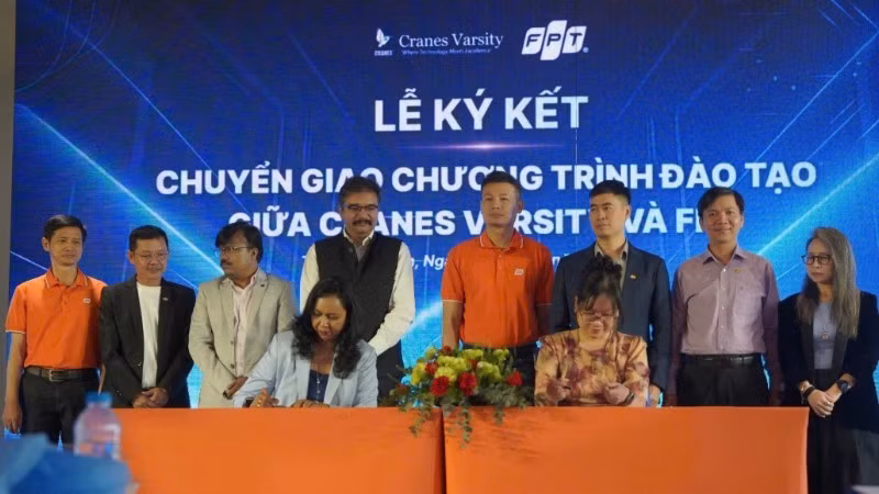 Lễ ký kết hợp tác chuyển giao chương trình đào tạo giữa Cranes Varsity và FPT.