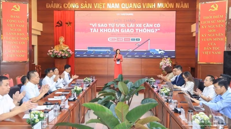 Quang cảnh Hội thảo “Vì sao từ 1/10, lái xe cần có tài khoản giao thông?", ngày 14/8.