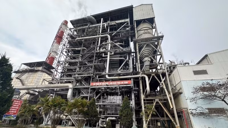Tập đoàn Công nghiệp Than-Khoáng sản Việt Nam xác định mục tiêu phấn đấu hoàn thành 50% kế hoạch đầu tư năm trong 6 tháng đầu năm, ưu tiên tập trung cao độ đối với các dự án than hầm lò, nhiệt điện trọng điểm.