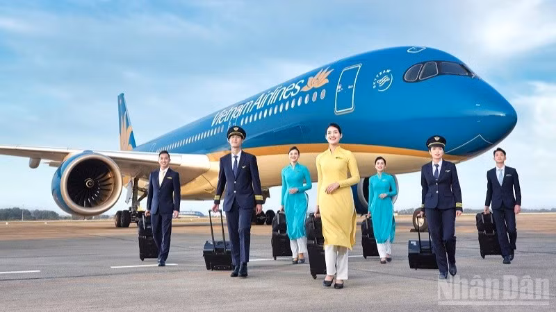 ndo_br_2-vietnam-airlines-duoc-danh-gia-cao-nho-theo-duoi-mo-hinh-lay-khach-hang-lam-trong-tam-khong-ngung-cai-thien-chat-luong-dich-vu-va-xay-dung-uy-tin-thuong-hieu-3488.jpg