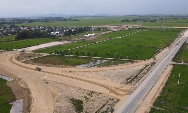 tram-dung-nghi-doan-cao-toc-dien-chau-bai-vot-duoc-dat-tai-km478200-thuoc-dia-phan-xa-yen-ho-duc-tho.jpg
