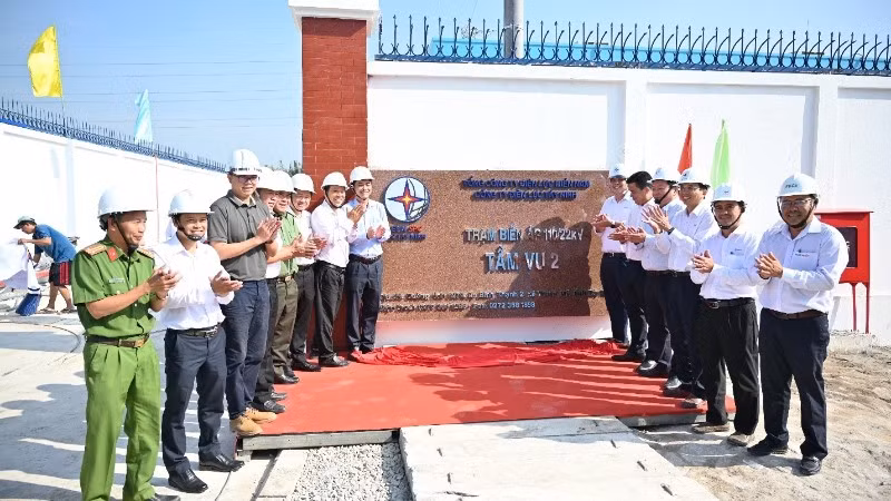 Khánh thành công trình Trạm biến áp 110kV Tầm Vu 2 và đường dây đấu nối, tỉnh Tây Ninh vào ngày 19/12.