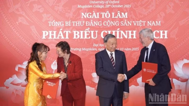 Lễ công bố Quỹ học bổng Tiên phong của Đại học Oxford có sự tham gia của Tổng Bí thư Tô Lâm cùng các lãnh đạo cấp cao hai nước.