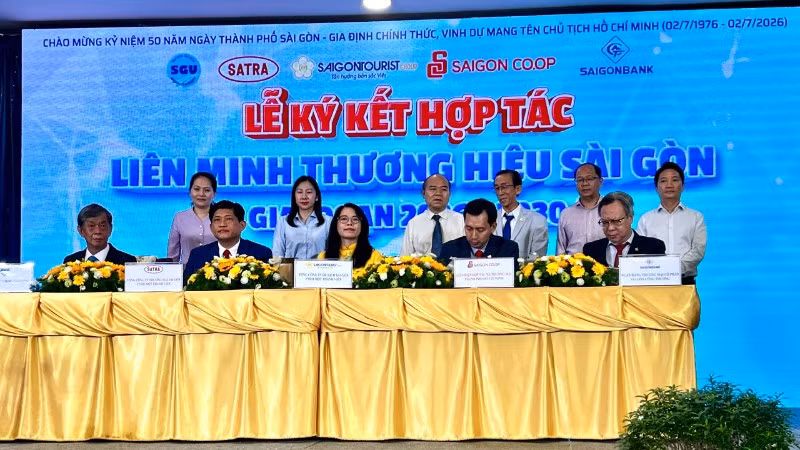 Đại diện các đơn vị, doanh nghiệp ký kết hợp tác.