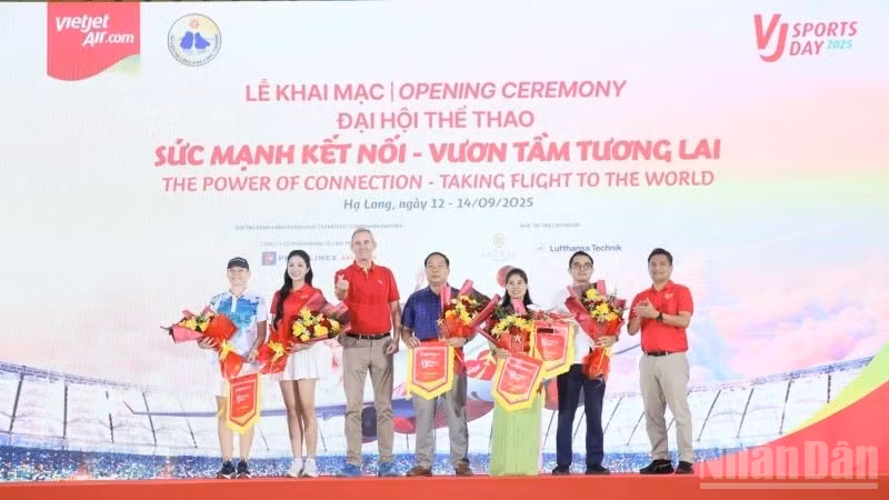 Lễ khai mạc Đại hội thể thao Vietjet Sports Day tại Hạ Long (Quảng Ninh).